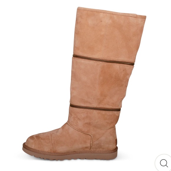 Ugg Zipper boots - Picture 3 of 3